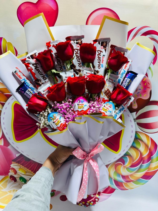 Hope Kinder & Roses Bouquet