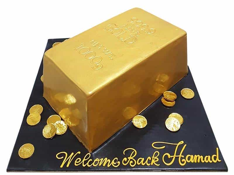 आज का केक पूरे 1 करोड़ का है || 2kg Gold Cake || #cake #gold #goldcake  #youtubeshorts #shorts #viral - YouTube